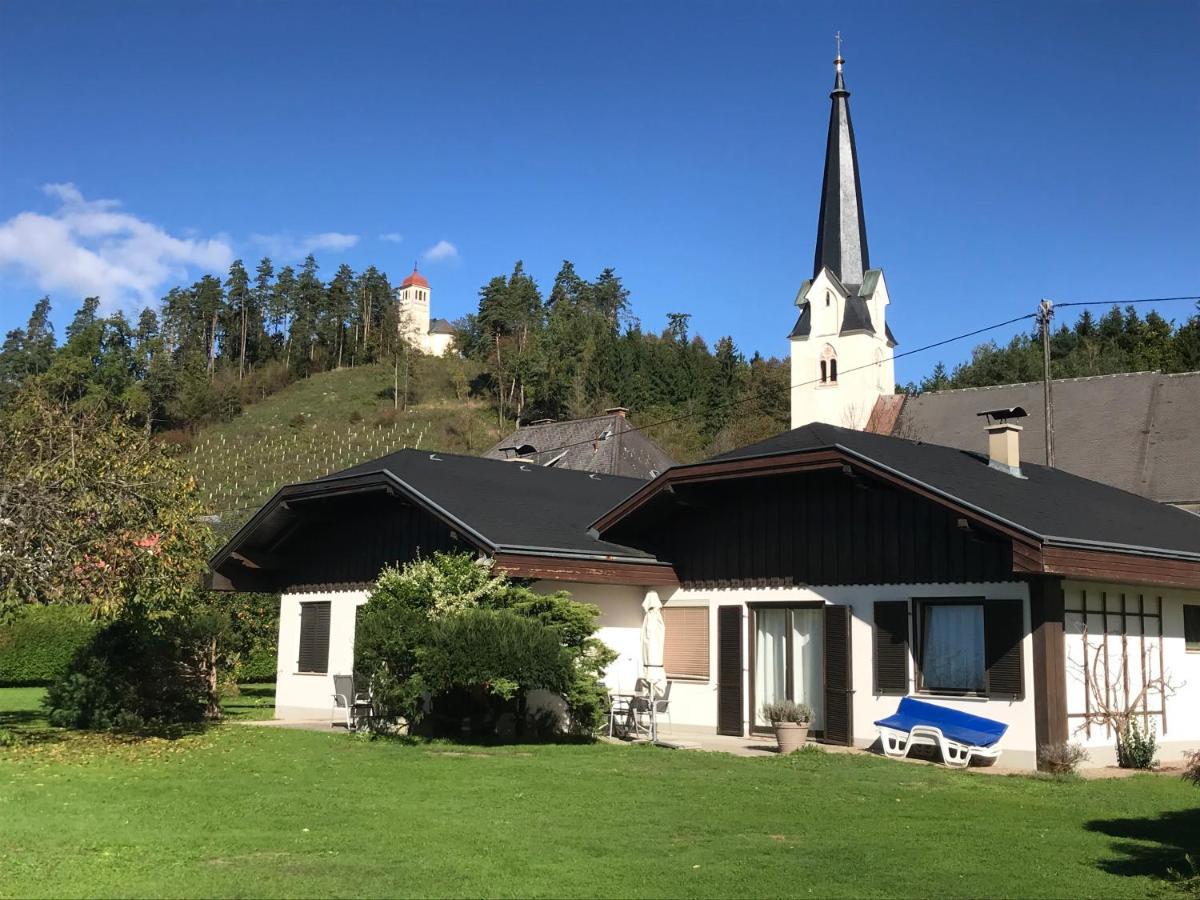 V Gemuetliches Gartenhaus Smihel nad Pliberkom Extérieur photo