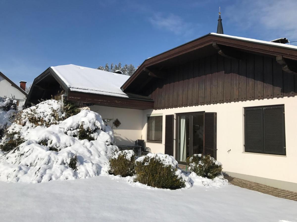 V Gemuetliches Gartenhaus Smihel nad Pliberkom Extérieur photo