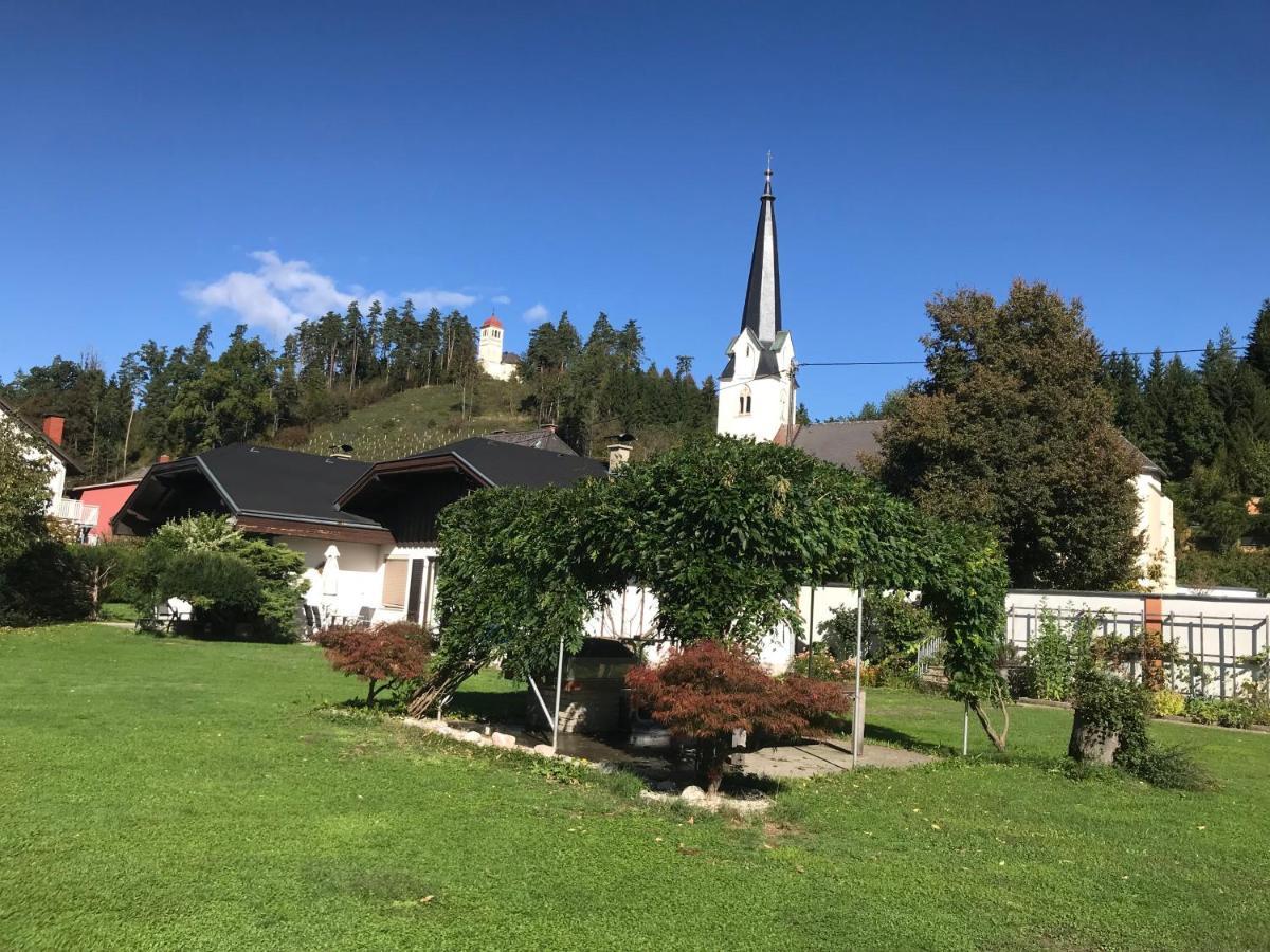 V Gemuetliches Gartenhaus Smihel nad Pliberkom Extérieur photo